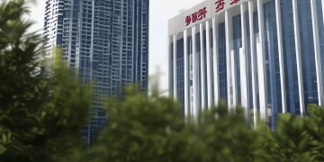 万科物业为什么要外包？